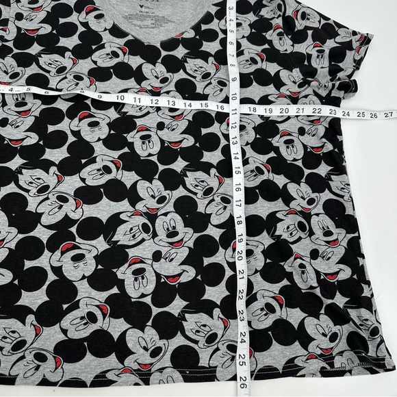 Disney Mickey Mouse Tee Womens 2X Plus Gray Allover Print Shirt Sleeve Tshirt - Picture 5 of 7